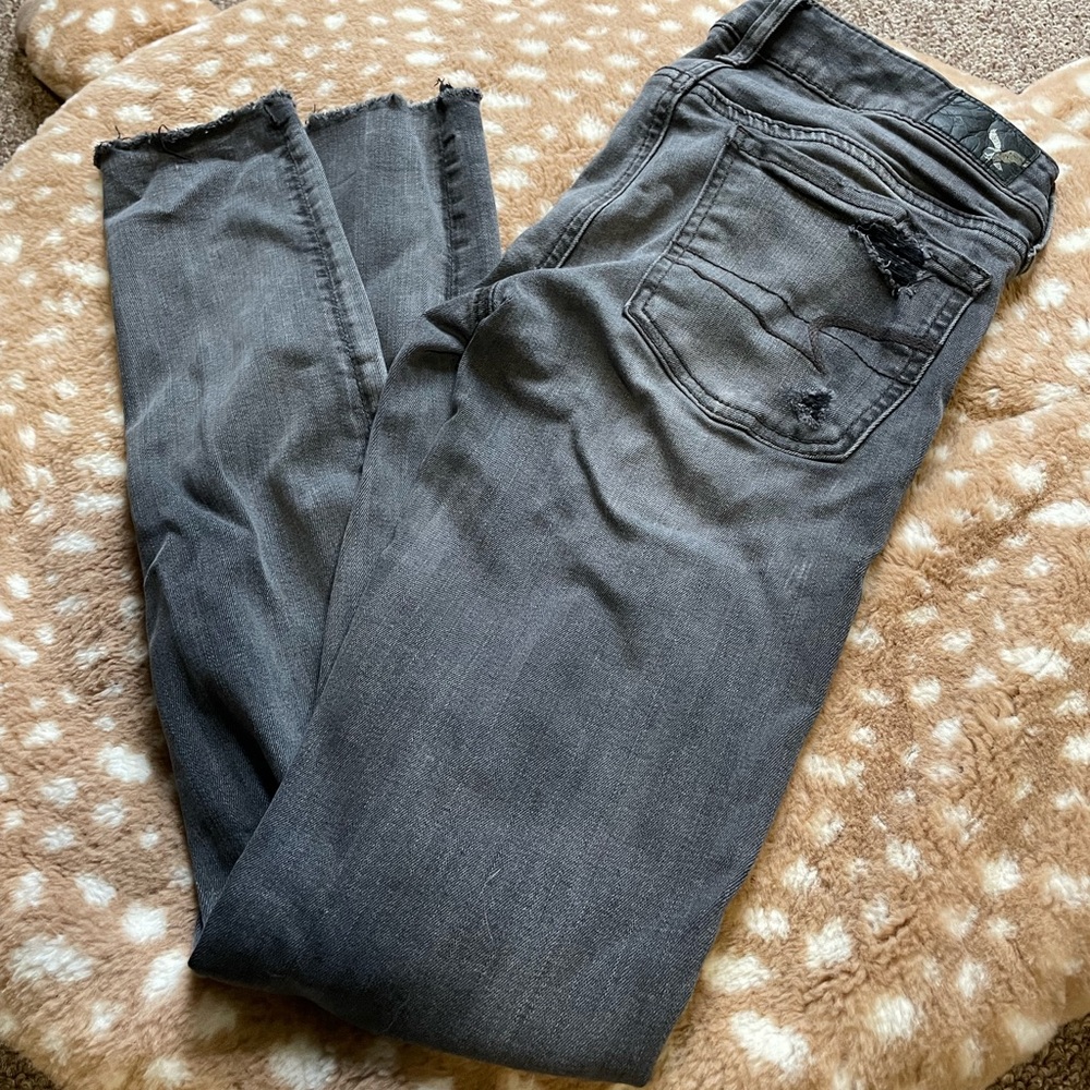 American Eagle black distressed skinny jeans